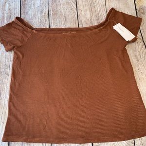 American Eagle shirt